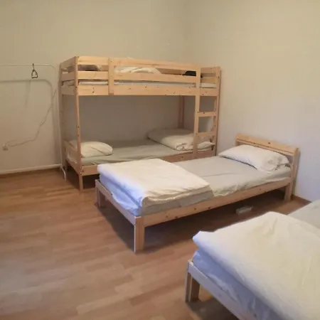 Ostello Buzahouse *
